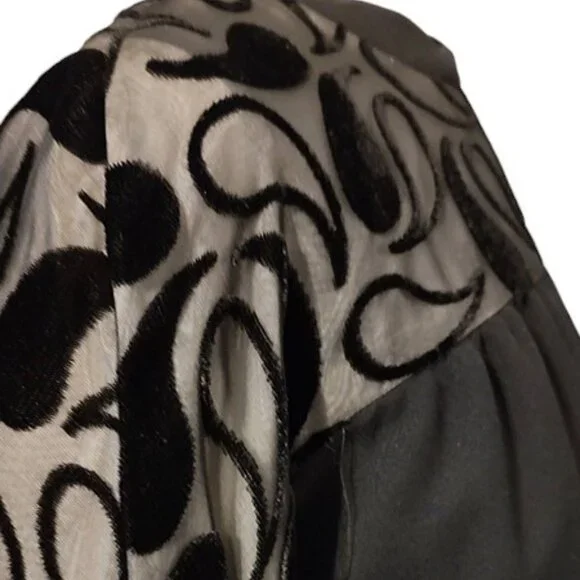 1960s Vintage Black Cocktail Dress With Illusion Top & Black Paisley Designs LBD - Picture 9 of 11